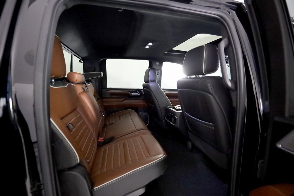 Used 2024 GMC Sierra 3500 Denali Ultimate image 14