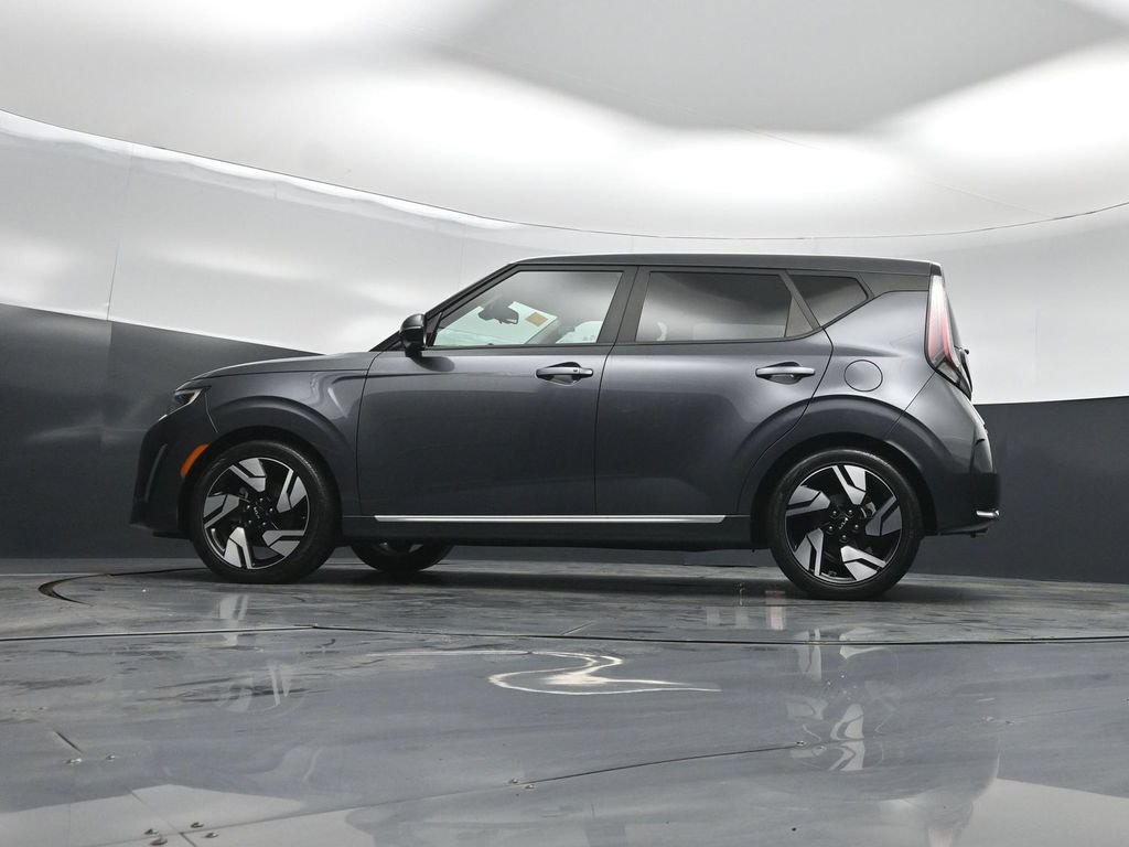 Used 2023 Kia Soul GT-Line w/ GT-Line Technology Package FWD image 7
