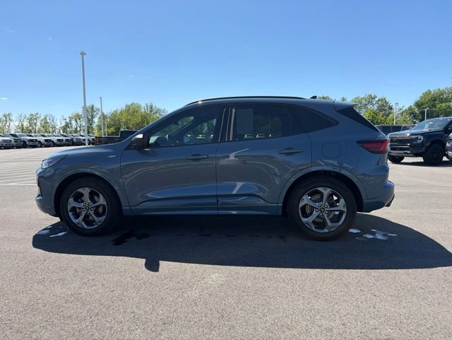 Used 2024 Ford Escape ST-Line w/ Tech Pack #1 FWD image 14