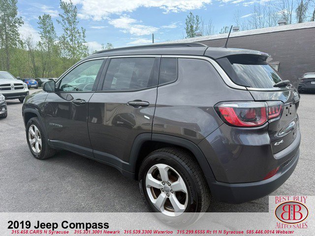 Used 2019 Jeep Compass Latitude w/ Cold Weather Group AWD/4WD image 5
