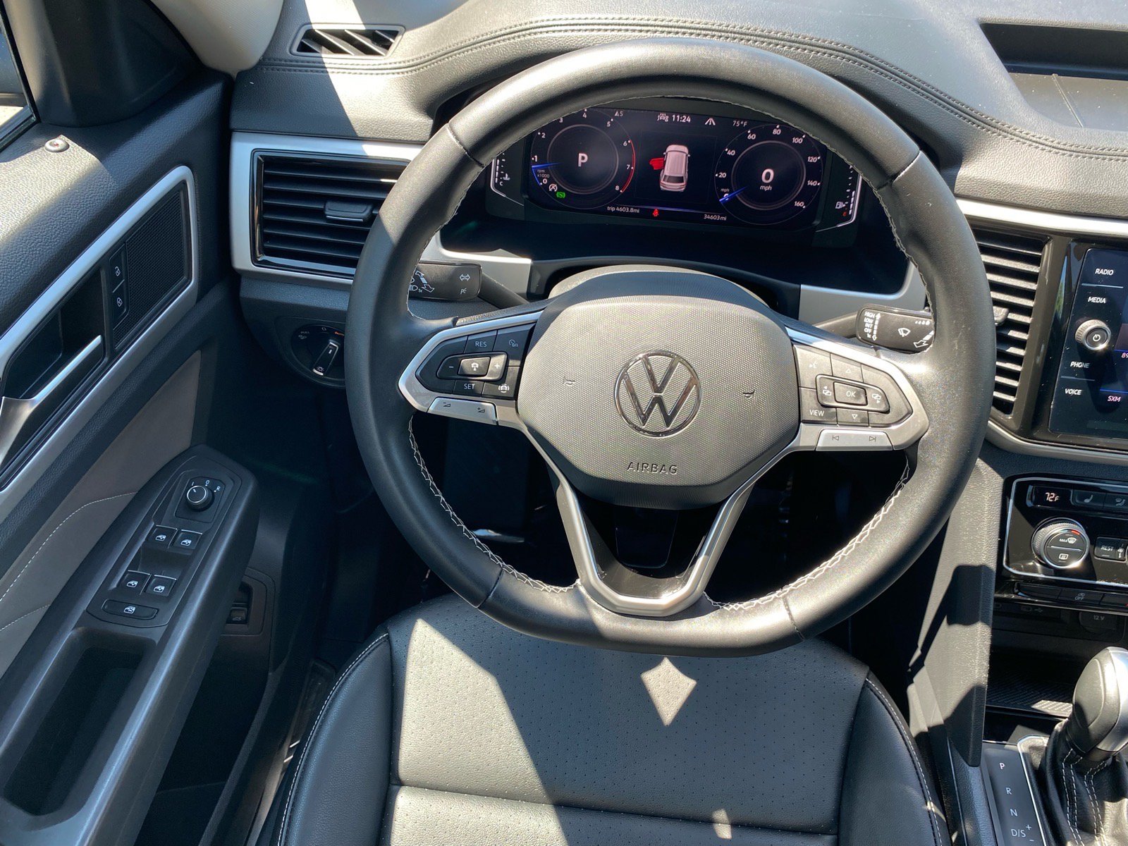 Certified 2023 Volkswagen Atlas SE w/ Panoramic Sunroof Package AWD/4WD image 6