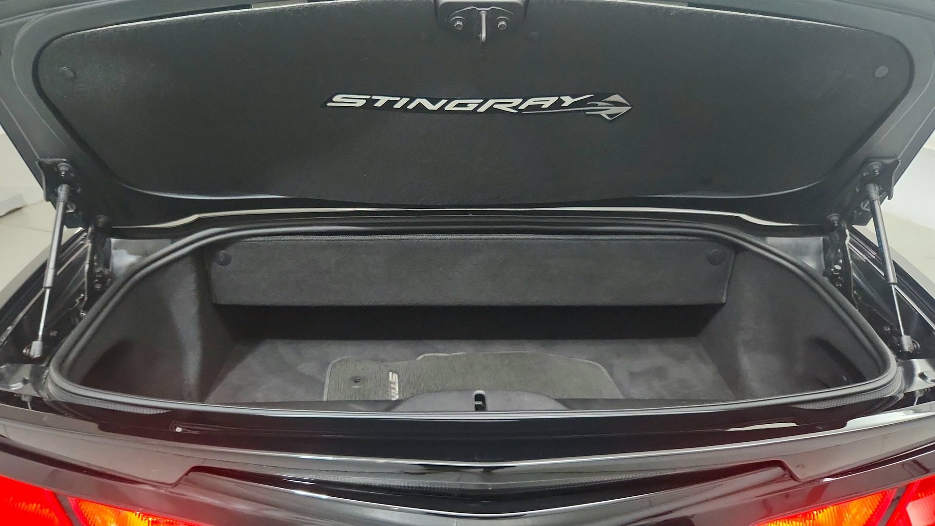 Used 2014 Chevrolet Corvette Stingray Convertible w/ 3LT Preferred Equipment Group RWD image 20
