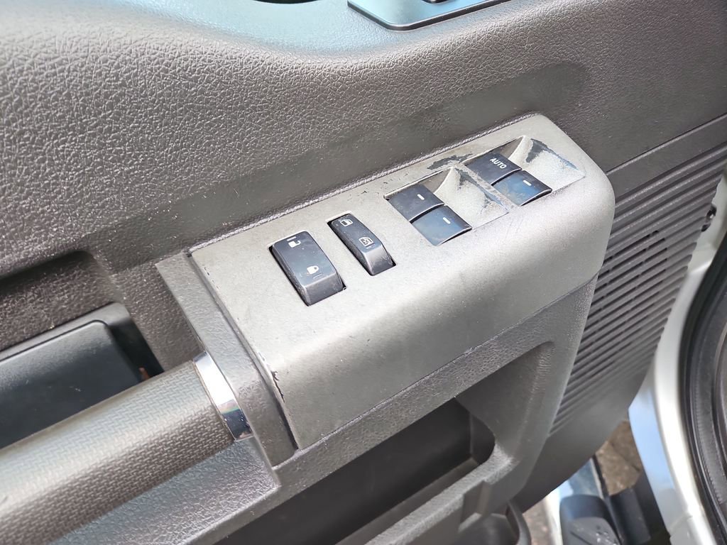 Used 2012 Ford F250 Lariat w/ Lariat Ultimate Pkg AWD/4WD image 11