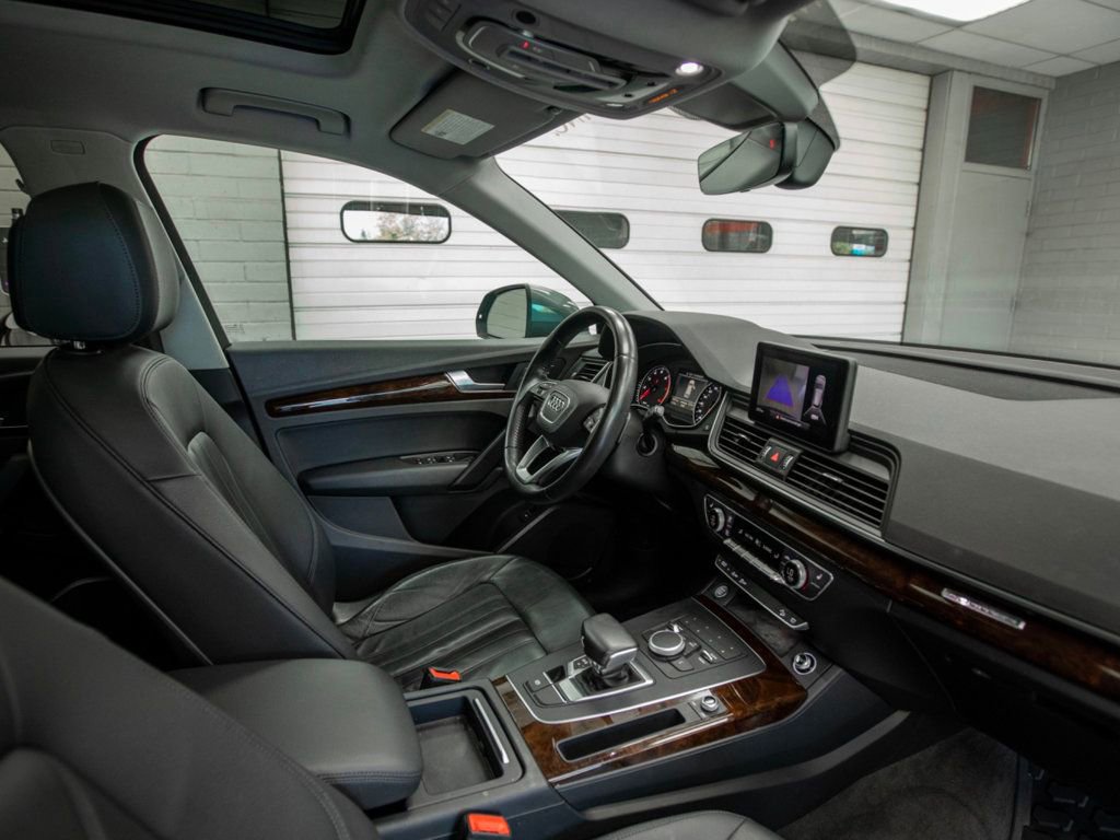 Used 2018 Audi Q5 2.0T Premium w/ Convenience Package AWD/4WD image 14