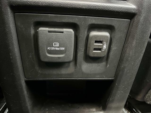 Used 2019 Chevrolet Traverse High Country image 21