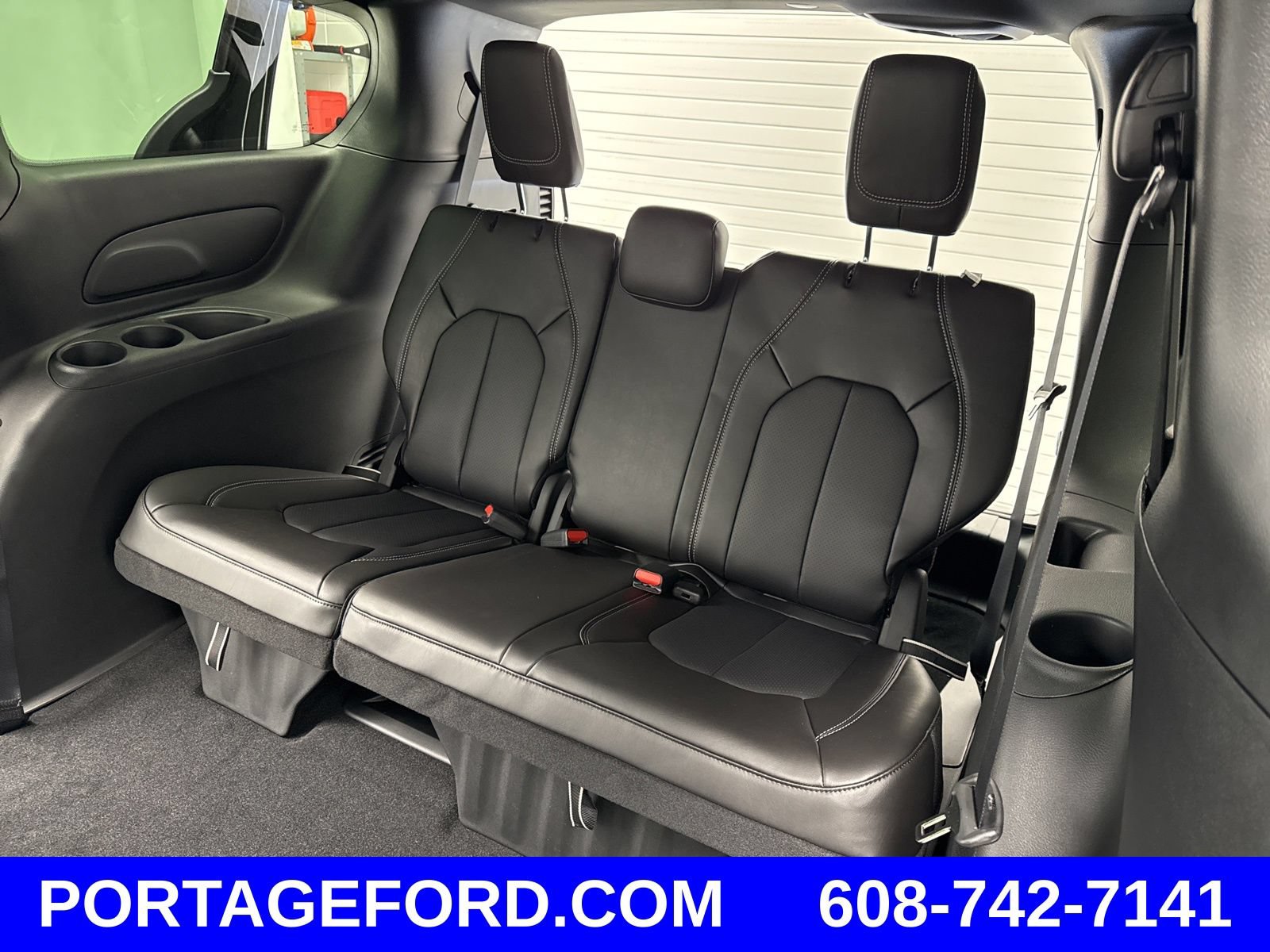 New 2026 Chrysler Pacifica Select w/ S Appearance Package FWD image 41