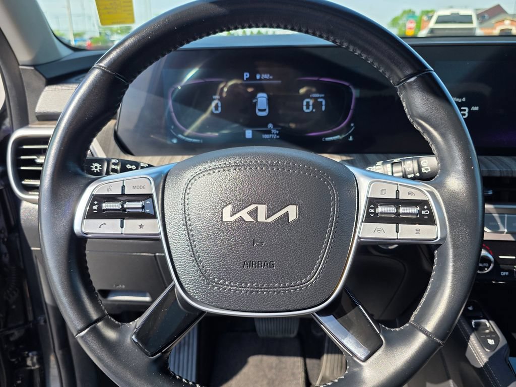 Used 2024 Kia Telluride EX FWD image 16