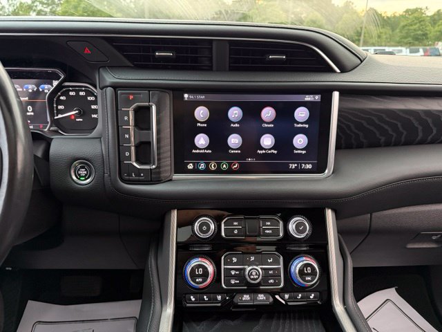 Used 2021 GMC Yukon XL Denali w/ Denali Premium Package AWD/4WD image 18