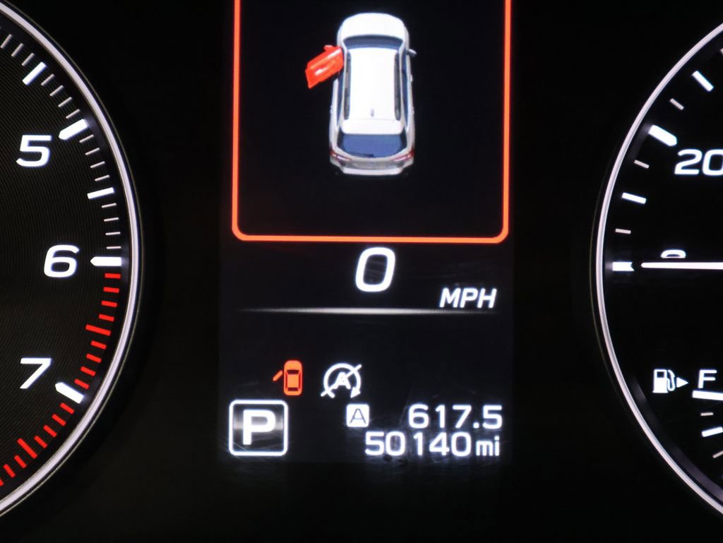 Used 2023 Subaru Outback Premium image 38