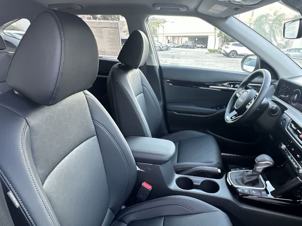 Certified 2026 Kia Seltos EX w/ EX Sunroof Package AWD/4WD image 27
