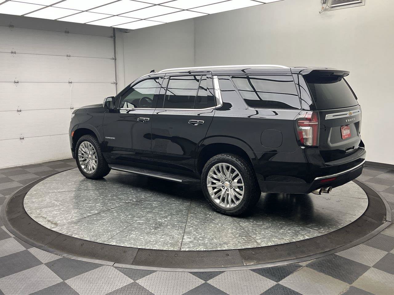 Certified 2024 Chevrolet Tahoe Premier AWD/4WD image 2