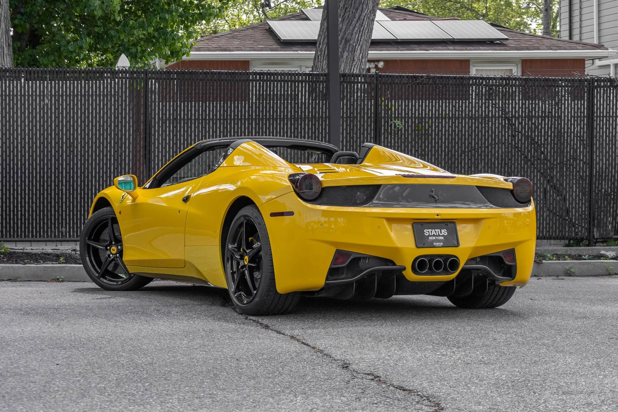 Used 2013 Ferrari 458 Spider RWD image 35