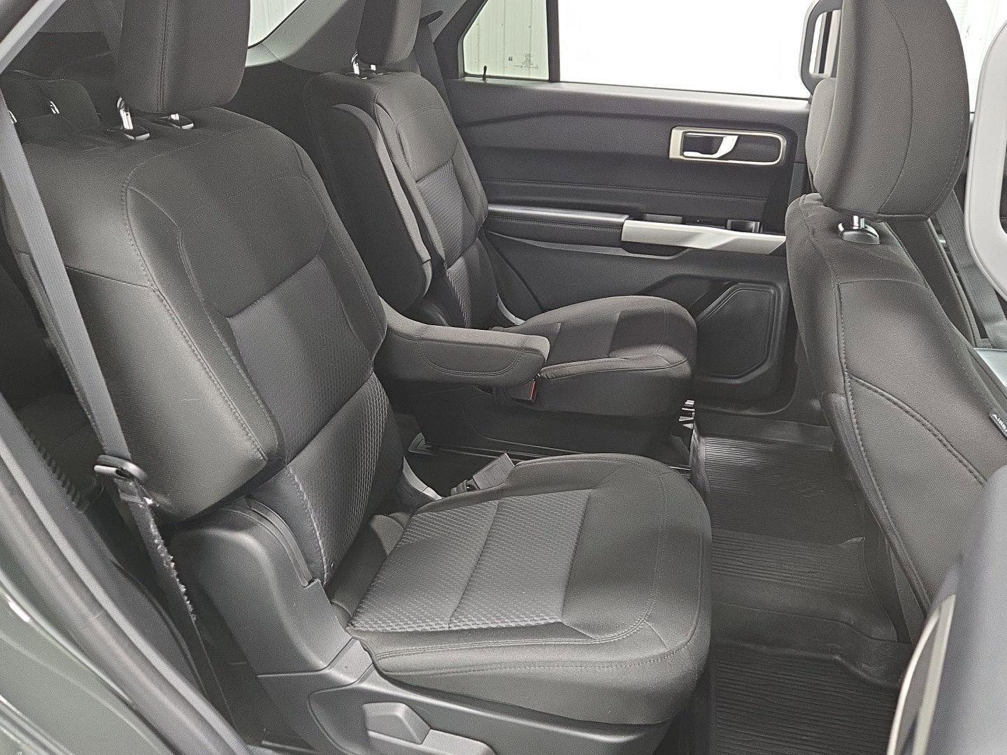 Used 2023 Ford Explorer XLT image 20