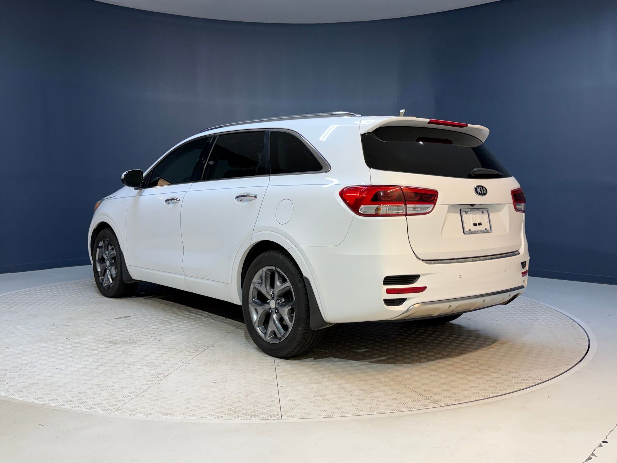 Used 2017 Kia Sorento SX FWD image 3