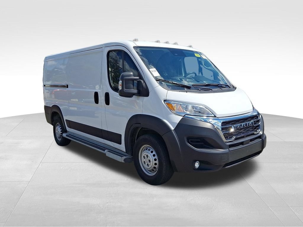 Used 2025 RAM ProMaster 2500 w/ U-Haul Equipment Group FWD image 1