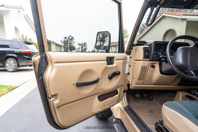 Used 1999 Jeep Wrangler Sahara AWD/4WD image 35