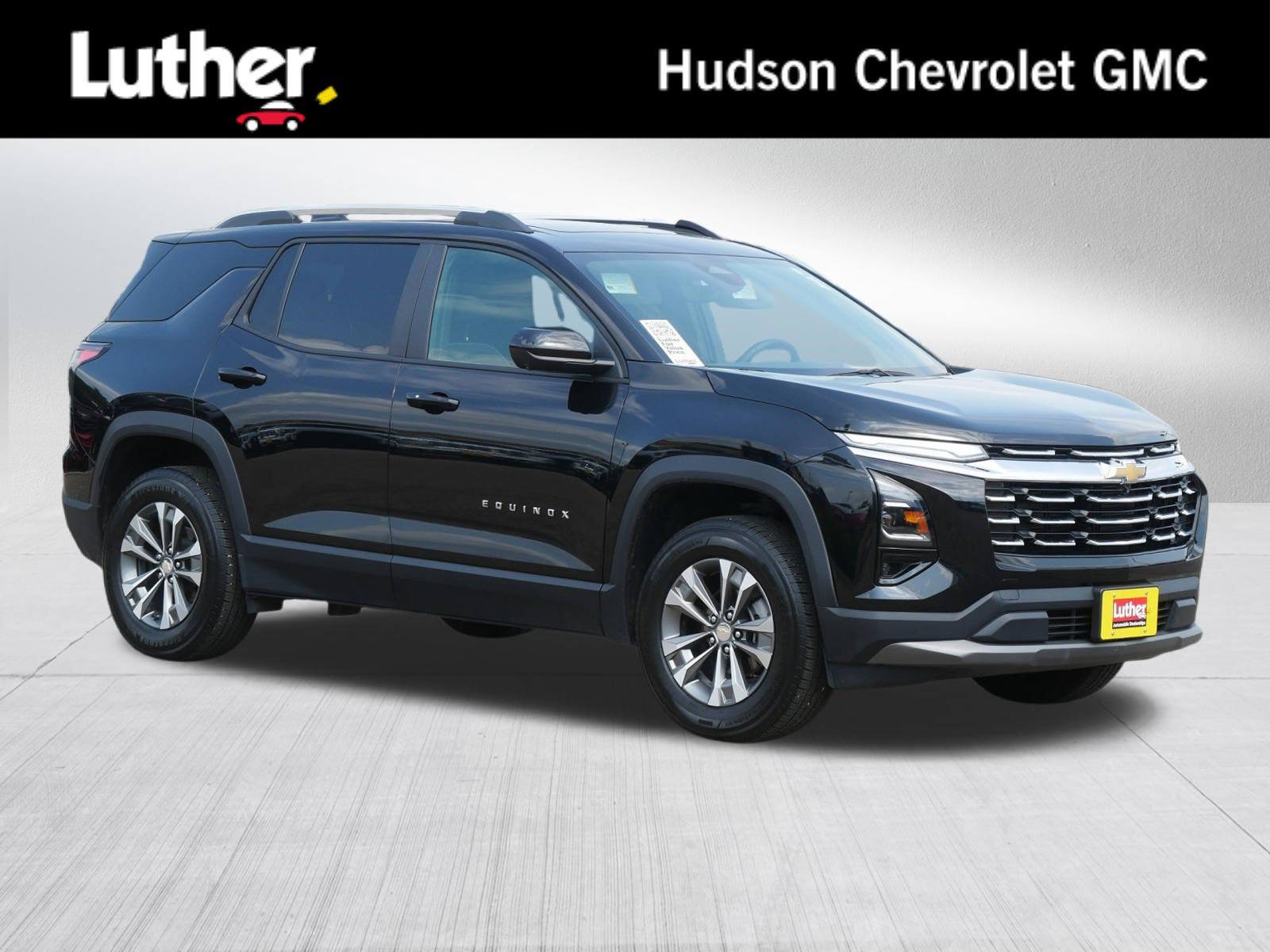 Used 2025 Chevrolet Equinox LT w/ Convenience Package II AWD/4WD image 1