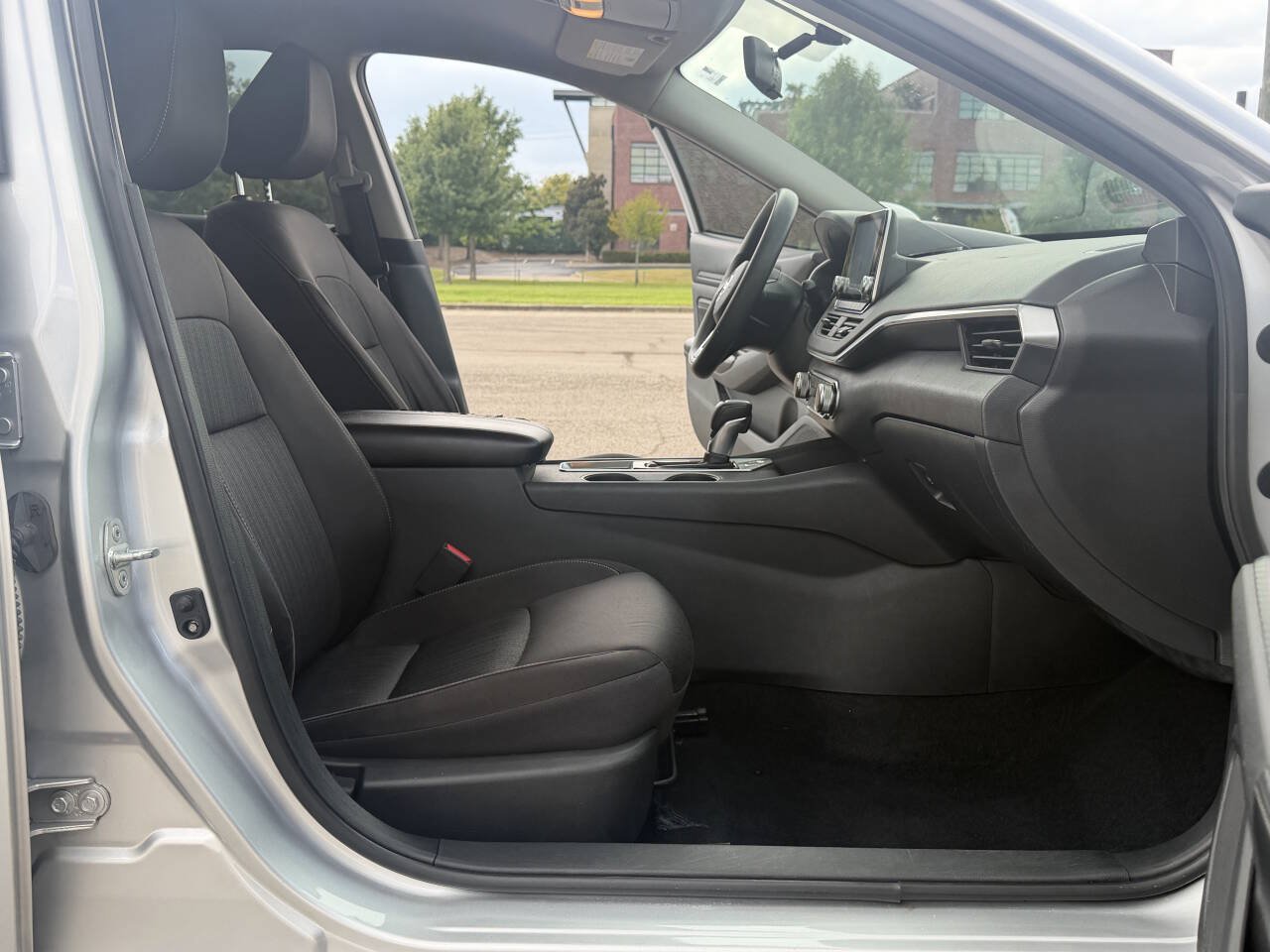 Used 2019 Nissan Altima 2.5 S FWD image 17