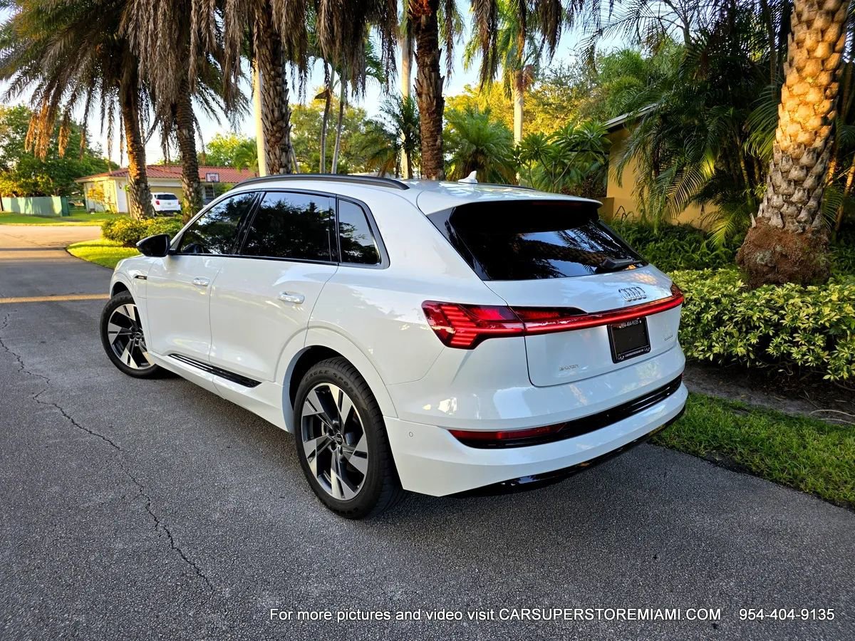 Used 2021 Audi e-tron Premium w/ Convenience Plus Package image 14