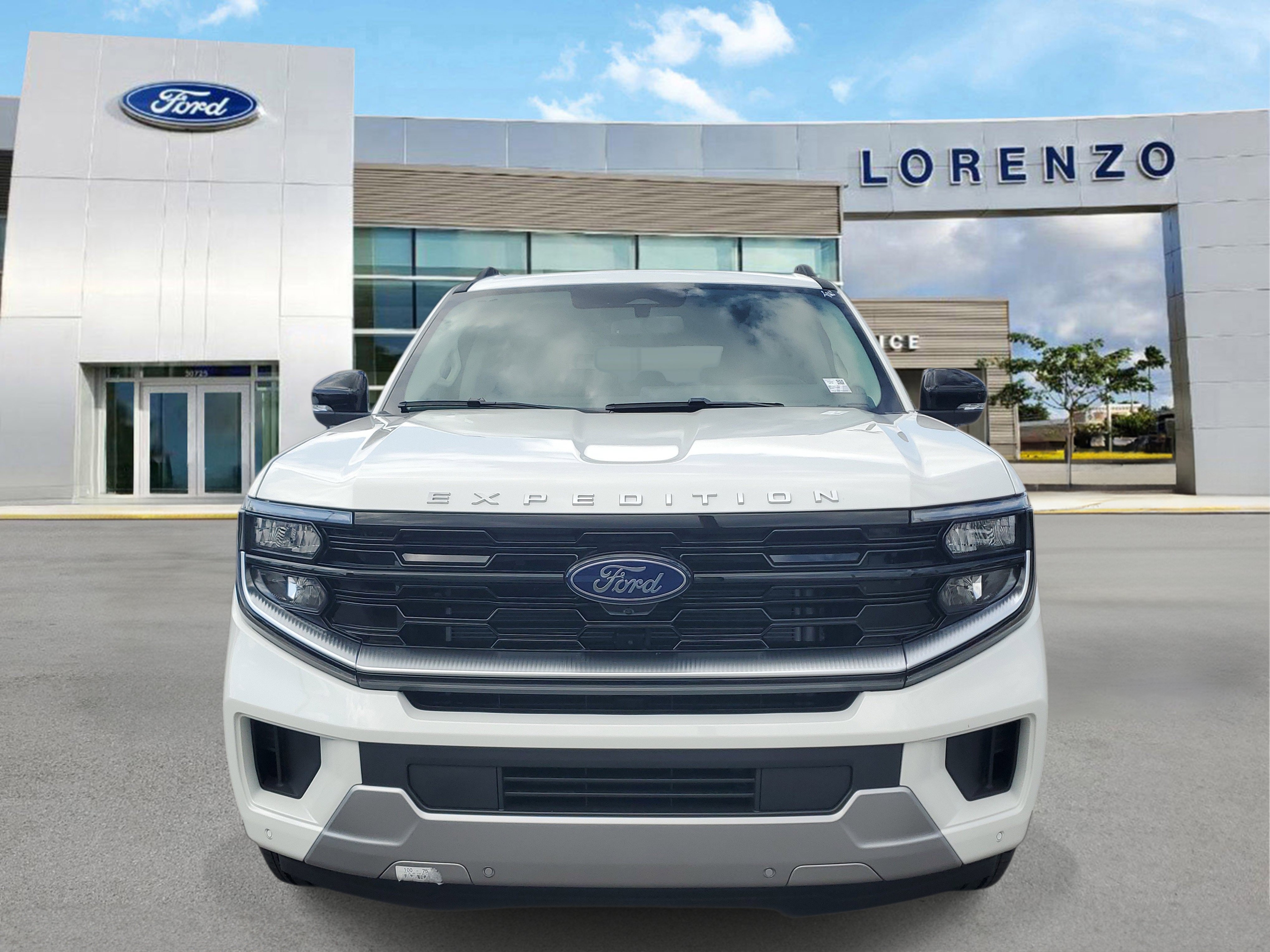 New 2026 Ford Expedition Max Platinum w/ Driver's Package AWD/4WD image 2