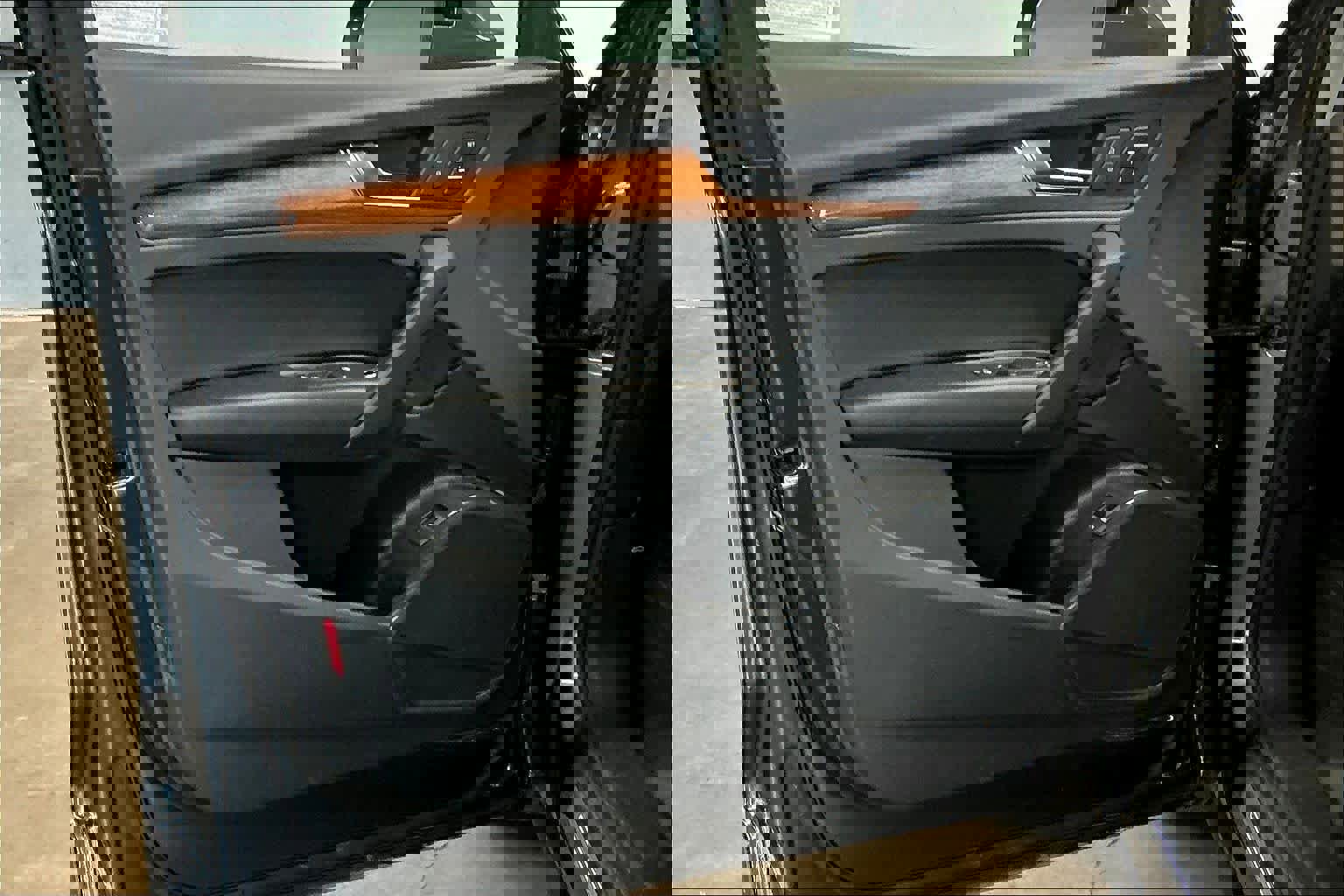 Used 2023 Audi Q5 2.0T Premium w/ Convenience Package image 25