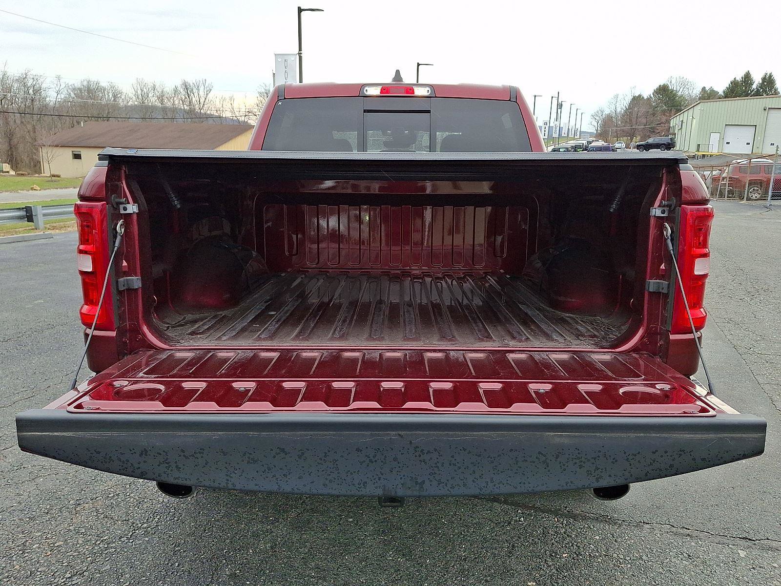 Used 2025 RAM 1500 Big Horn AWD/4WD image 30