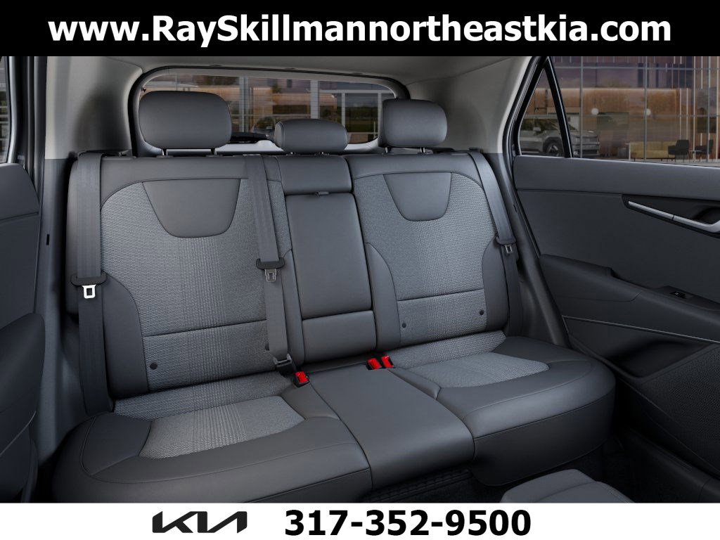 New 2025 Kia Niro EX Touring image 16