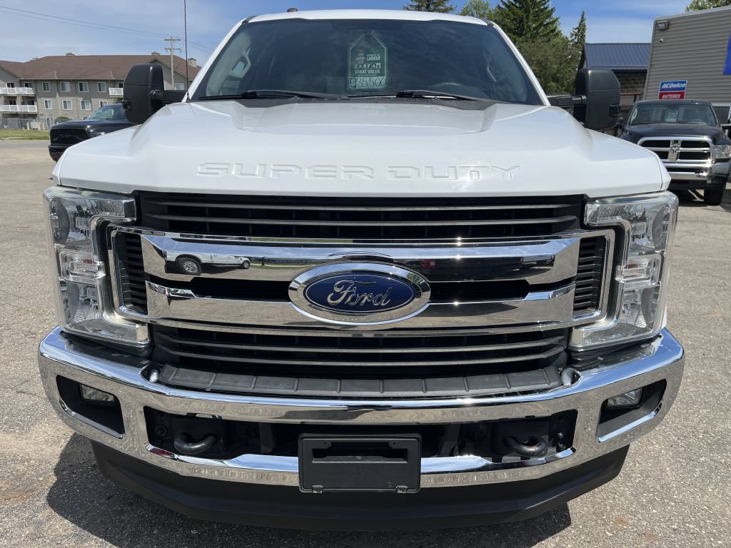Used 2018 Ford F250 XLT w/ XLT Value Package AWD/4WD image 3