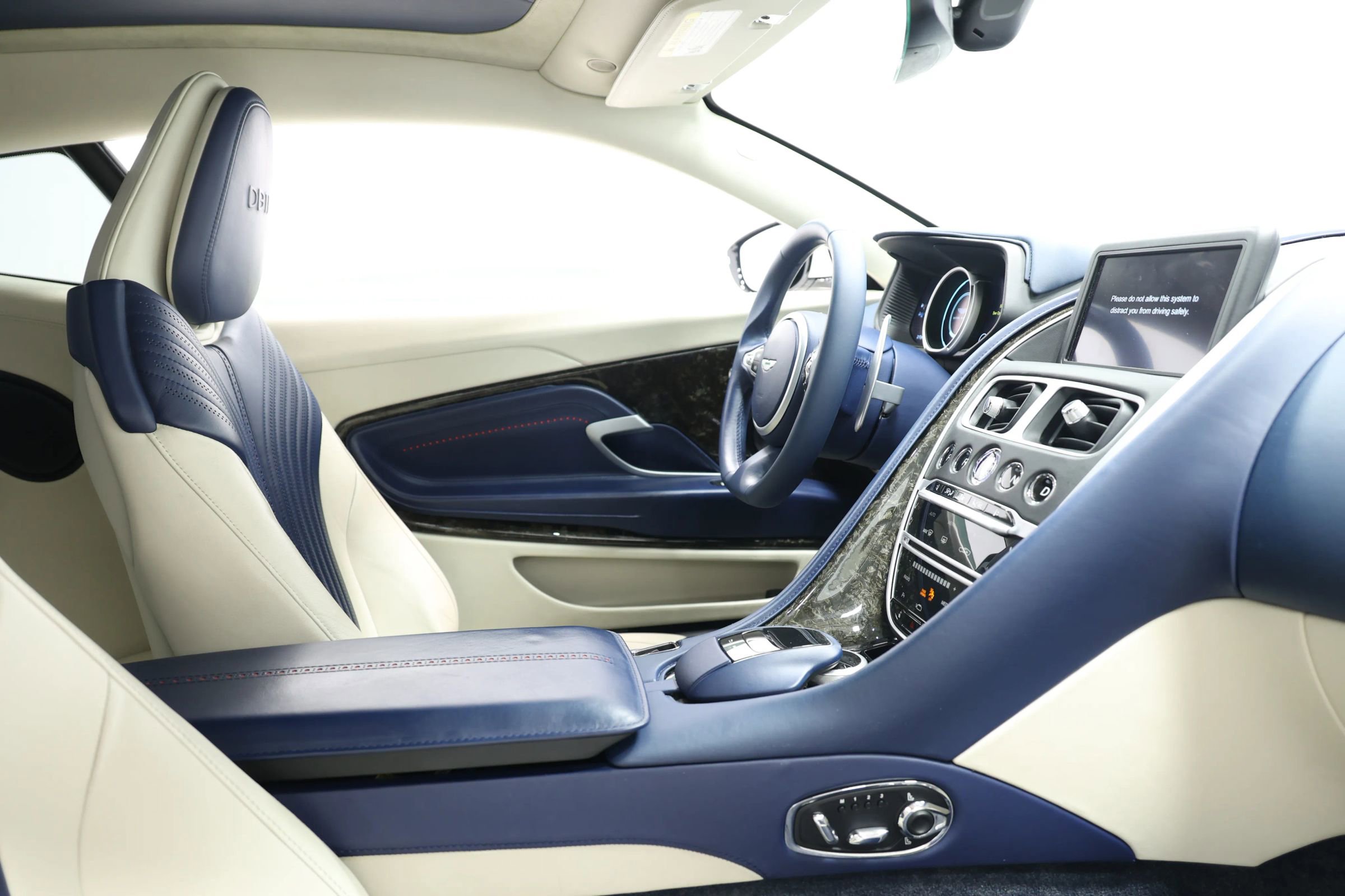 Used 2017 Aston Martin DB11 V12 image 89