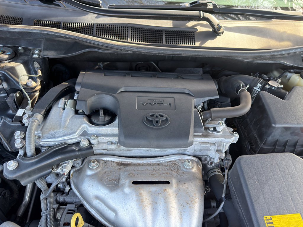 Used 2015 Toyota Camry XSE image 11