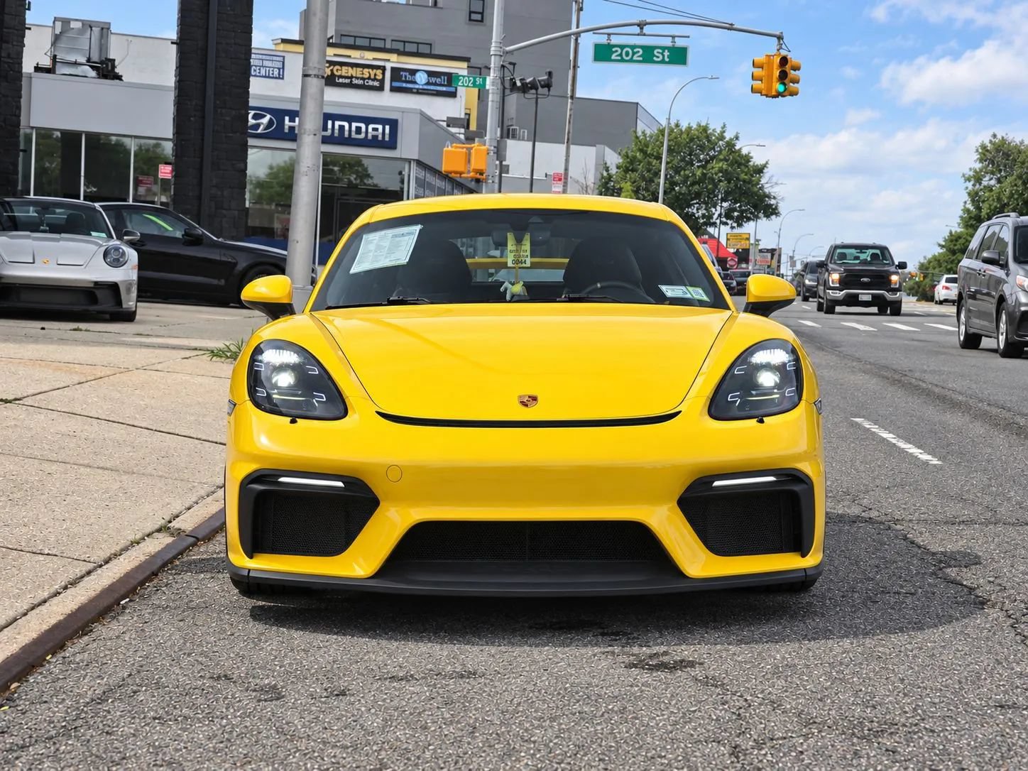 Used 2020 Porsche 718 Cayman GT4 RWD image 3