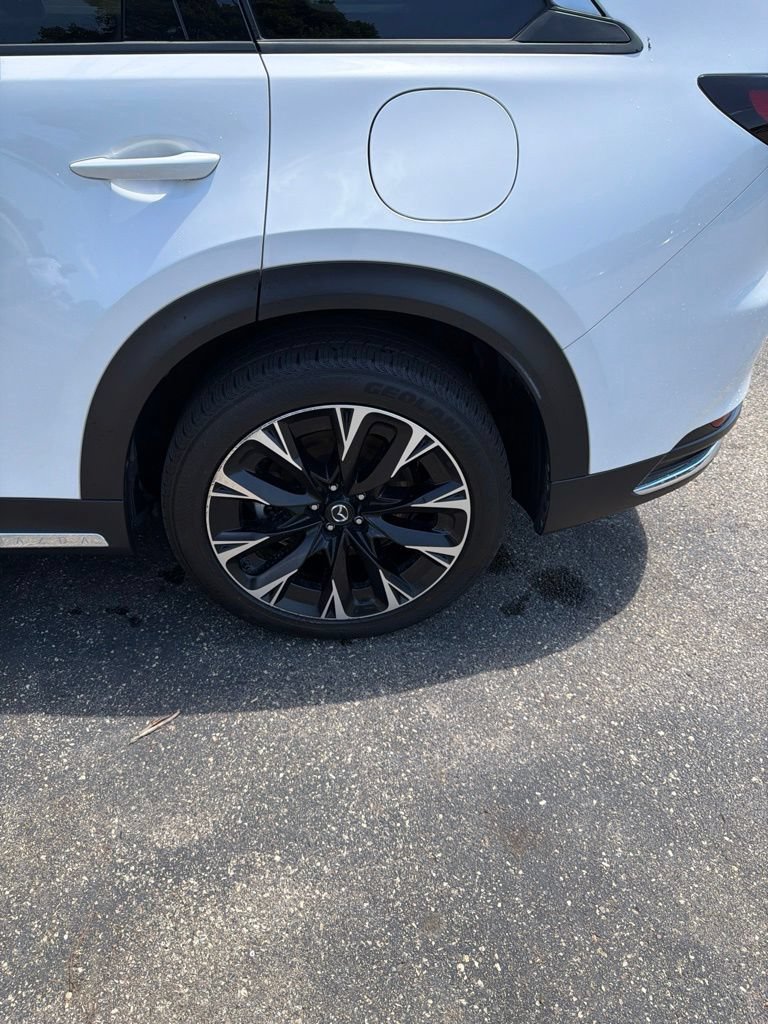 Used 2024 MAZDA CX-90 Plug-In Hybrid w/ Premium Plus AWD/4WD image 12