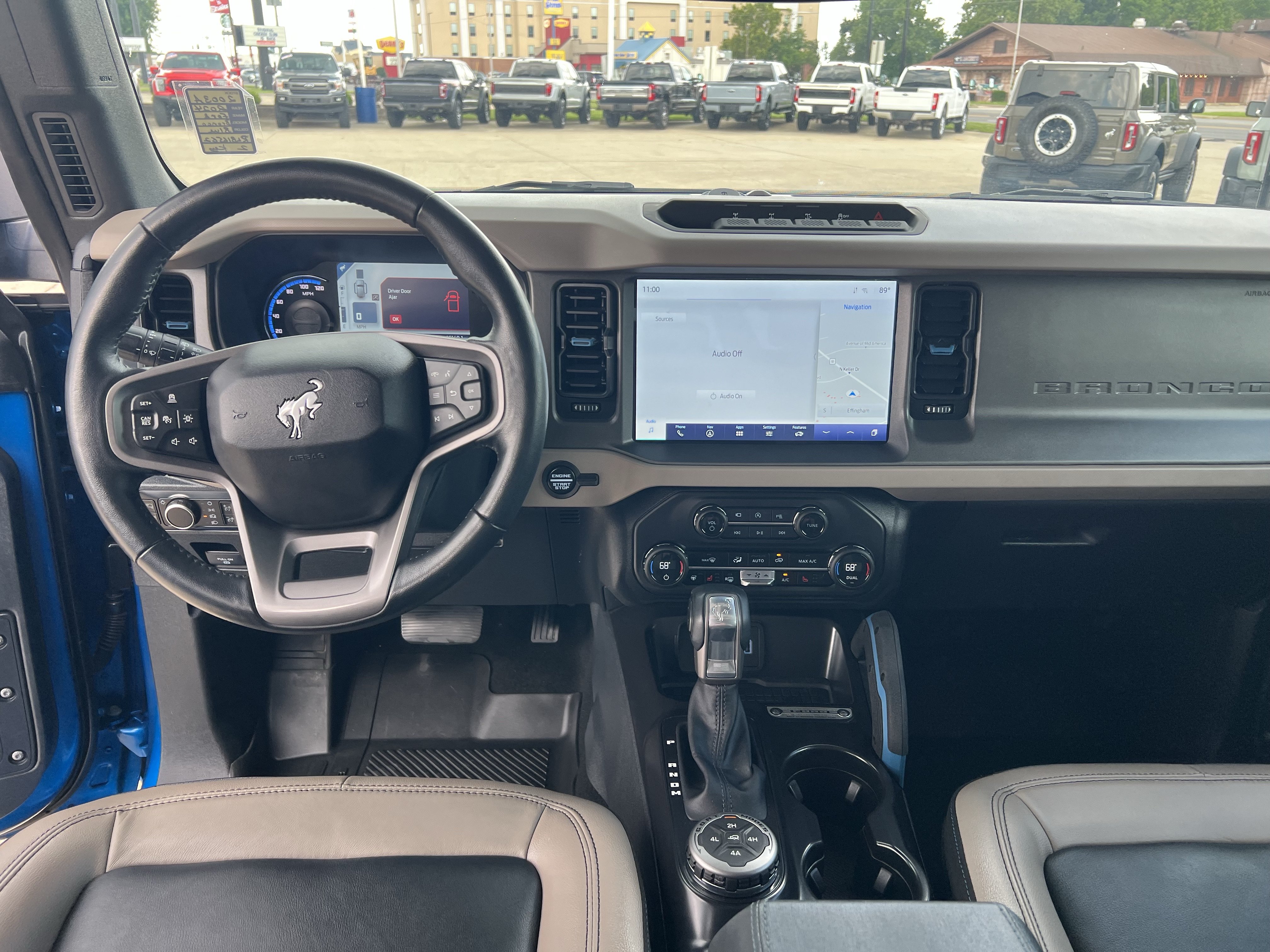 Used 2024 Ford Bronco Wildtrak AWD/4WD image 16