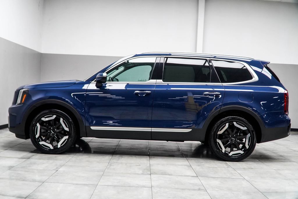 Used 2023 Kia Telluride S w/ S Sunroof Package AWD/4WD image 10