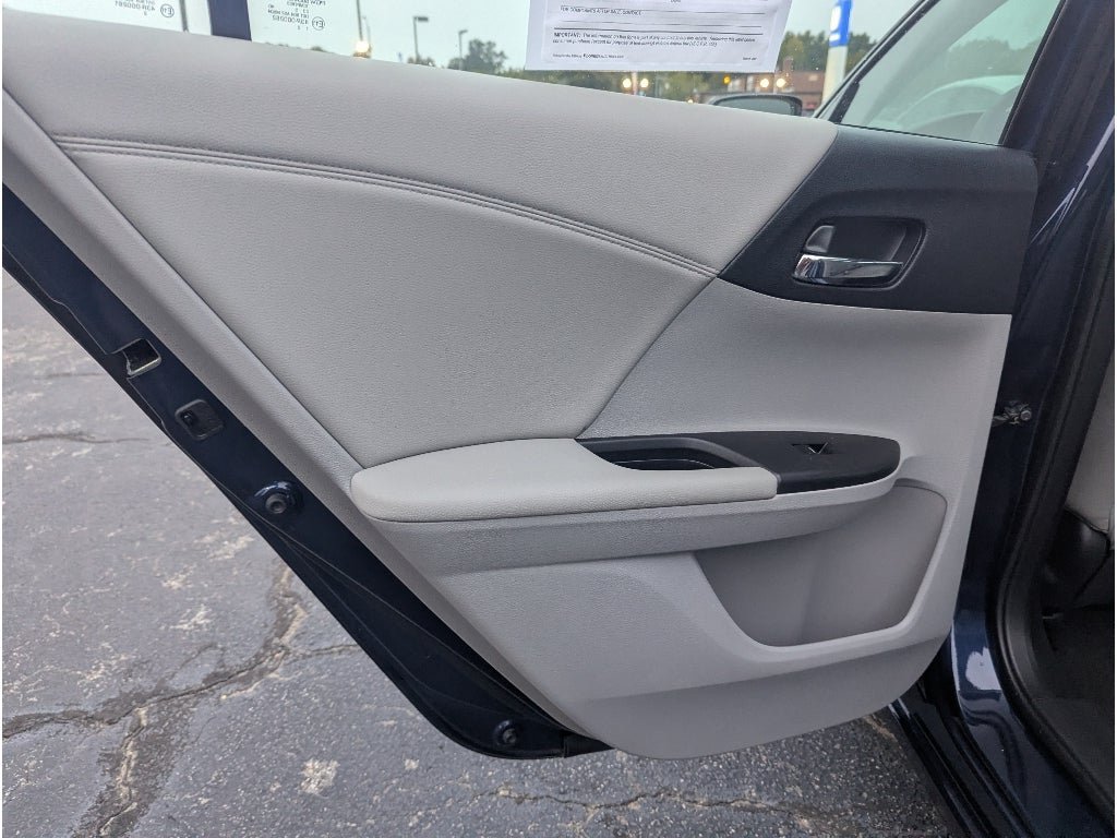 Used 2015 Honda Accord EX-L image 15