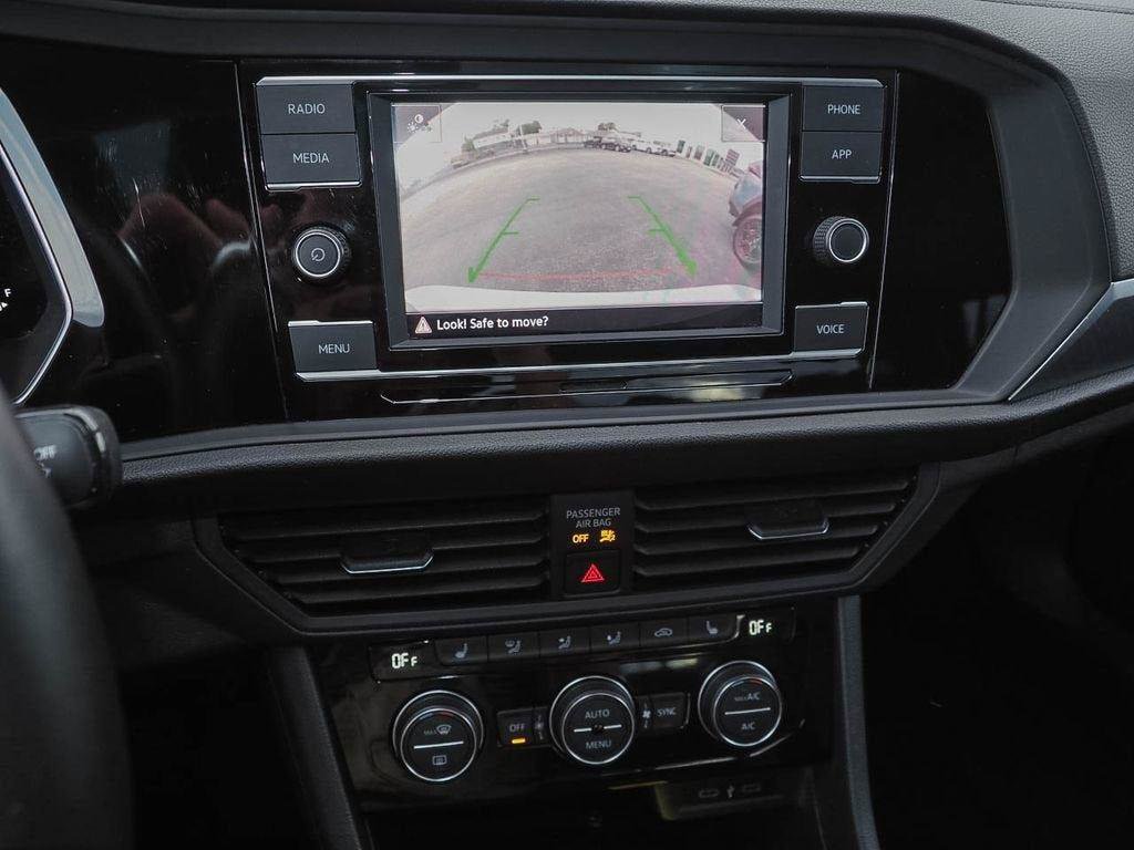 Used 2023 Volkswagen Jetta SE FWD image 12