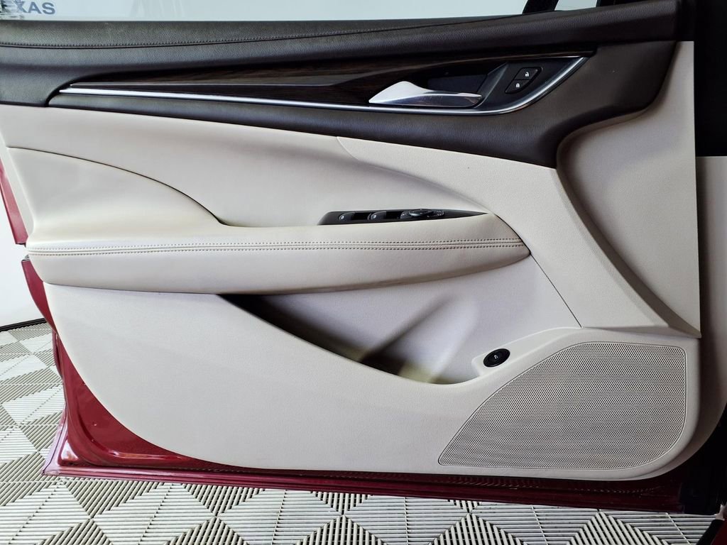 Used 2017 Buick LaCrosse Preferred image 8
