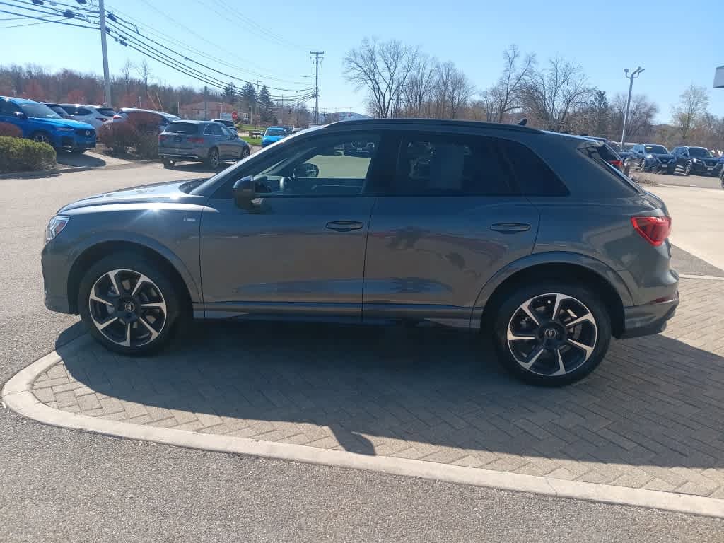 Used 2025 Audi Q3 2.0T Premium Plus AWD/4WD image 3