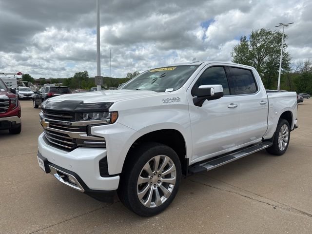Used 2021 Chevrolet Silverado 1500 High Country w/ Technology Package AWD/4WD image 10