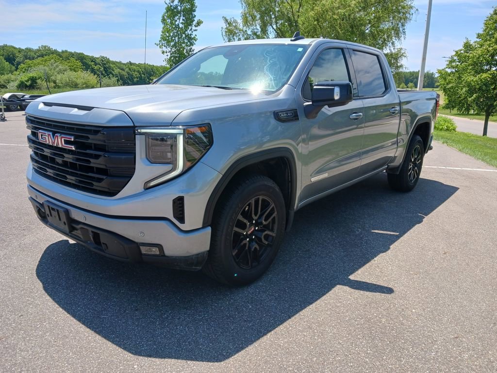 Used 2024 GMC Sierra 1500 Elevation w/ Preferred Package AWD/4WD image 2