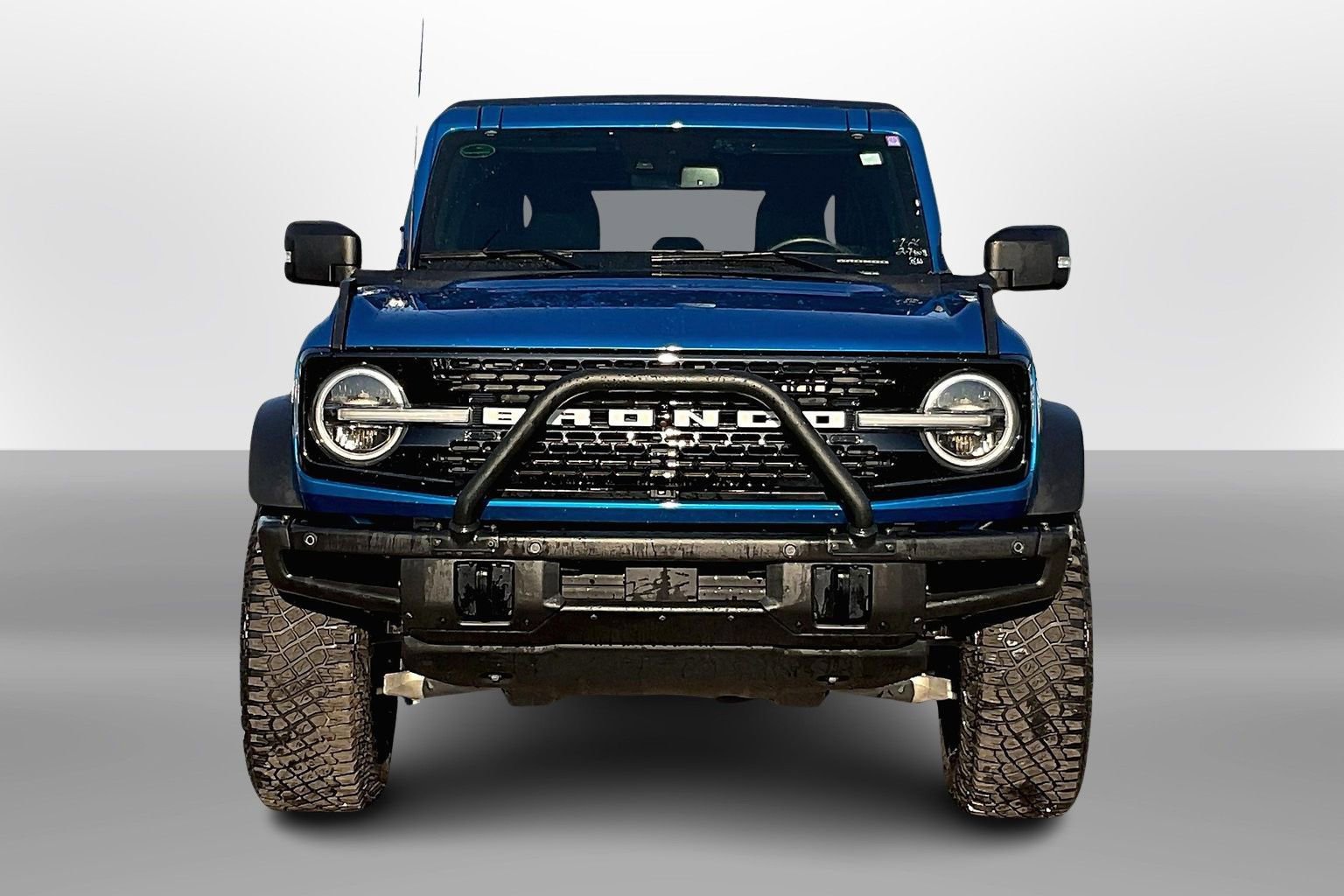 Used 2022 Ford Bronco Wildtrak image 3