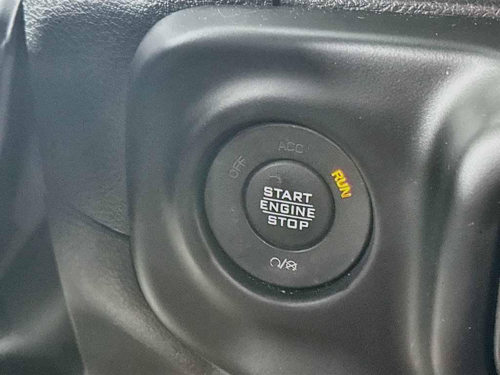 Used 2022 Jeep Wrangler Unlimited Sport AWD/4WD image 23