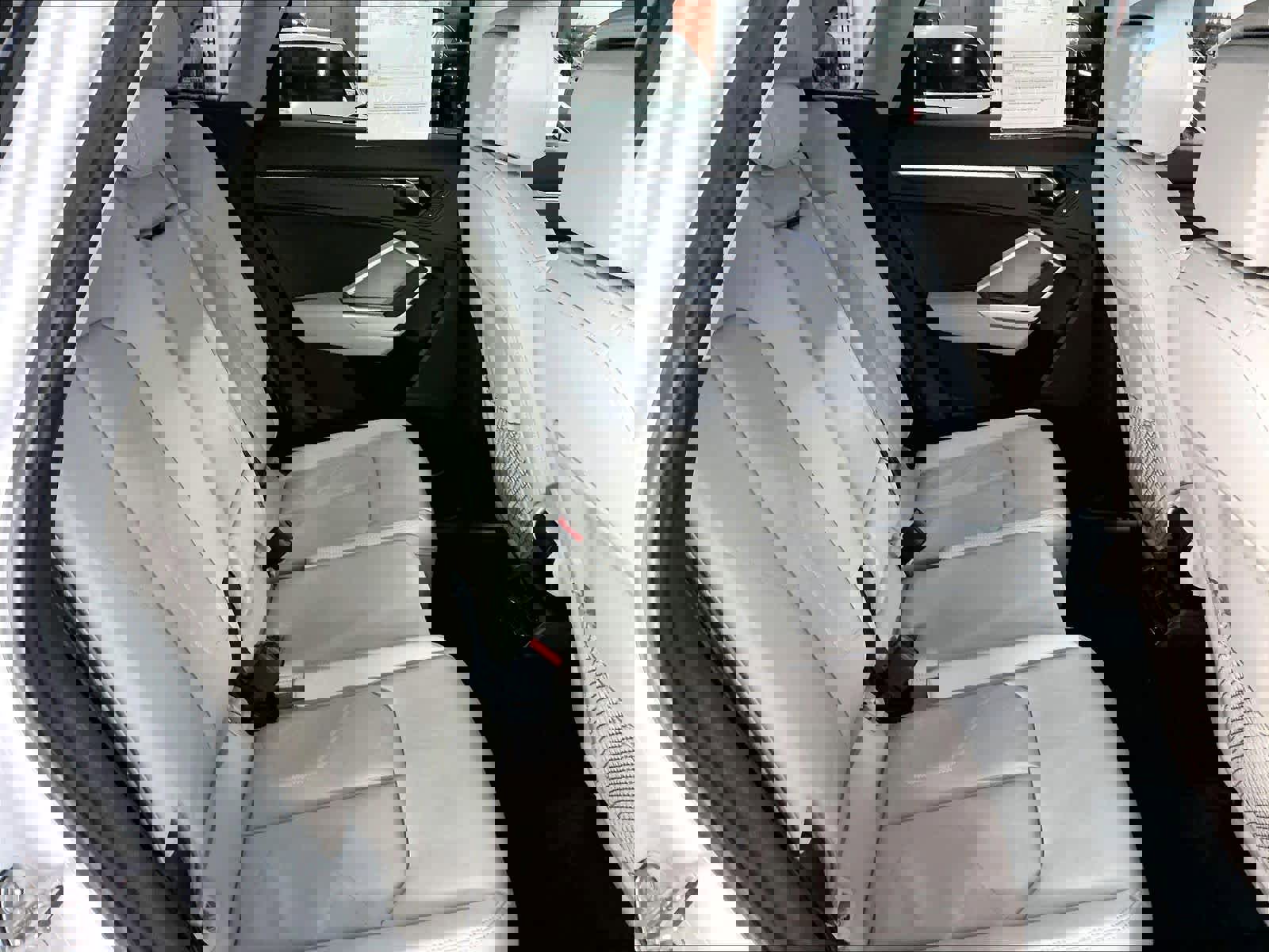 Certified 2025 Audi Q3 2.0T Premium image 29