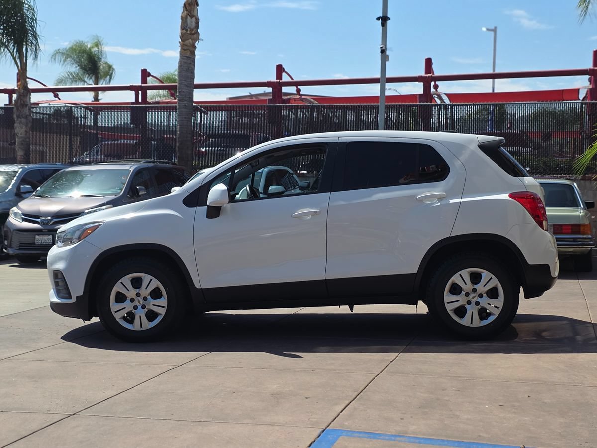 Used 2017 Chevrolet Trax LS FWD image 9