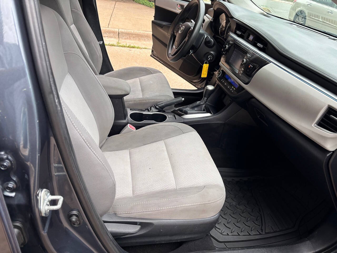 Used 2015 Toyota Corolla LE FWD image 24