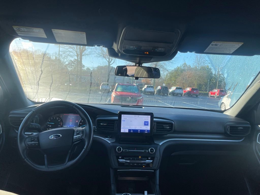 Used 2020 Ford Explorer XLT image 5