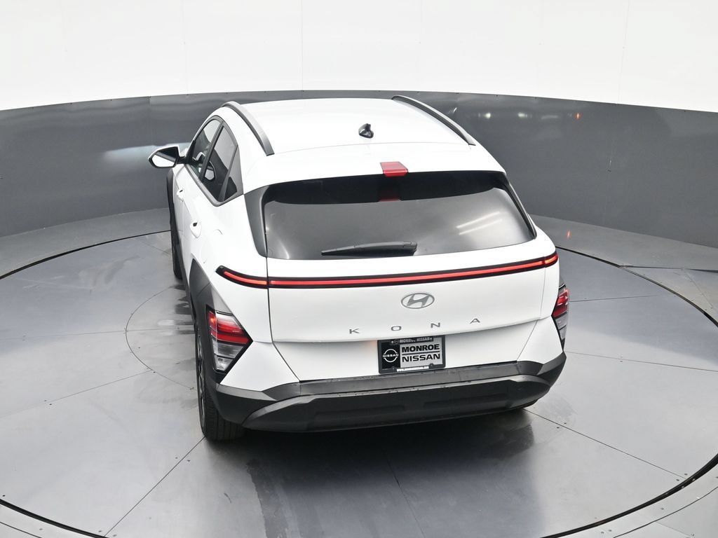 Used 2025 Hyundai Kona SEL FWD image 29
