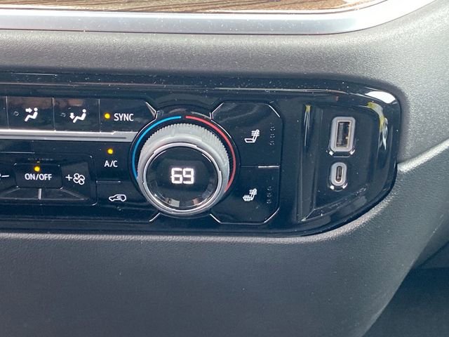 Used 2022 Chevrolet Silverado 1500 LT image 11