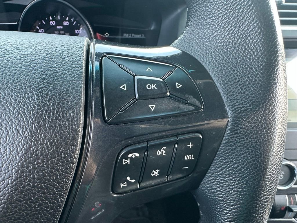 Used 2018 Ford Explorer XLT w/ Equipment Group 202A AWD/4WD image 32