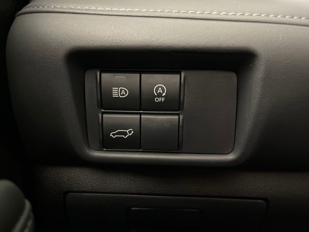Certified 2025 Toyota Highlander XSE AWD/4WD image 28
